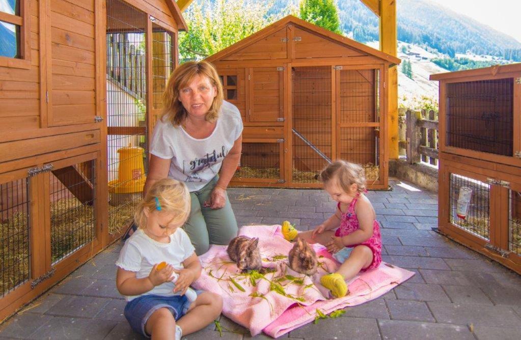 Aparthaus Alpenzauber Neustift im Stubaital Exterior foto